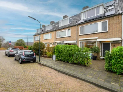 Tussenwoning te koop: Fazantlaan 7, De Zijde Leidschendam