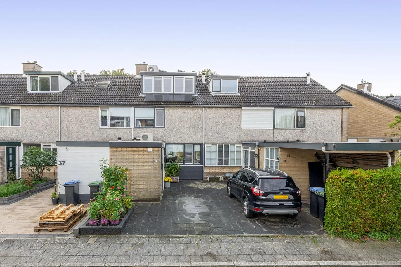 Tussenwoning te koop: Fazantstraat 39, Lisse