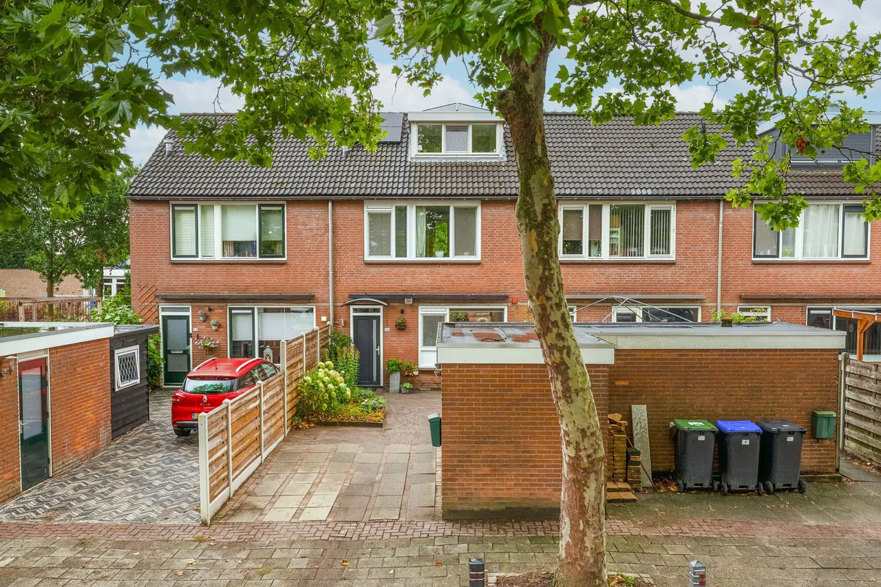 Tussenwoning te koop: Fazantstraat 48, Sommelsdijk