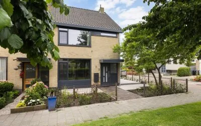 Hoekwoning te koop: Fazantstraat 61, Vogelbuurt Maassluis
