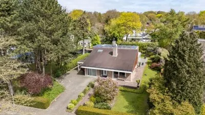 Vrijstaande woning te koop: Felix Timmermanslaan 3, Villabuurt Groningen