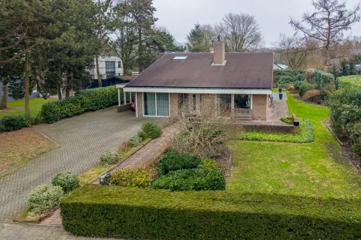 Vrijstaande woning te koop: Felix Timmermanslaan 3, Villabuurt Groningen