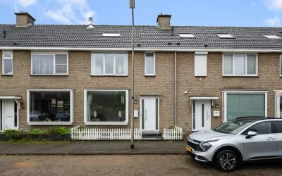Tussenwoning te koop: Felix Timmermanslaan 8, Uithoorn