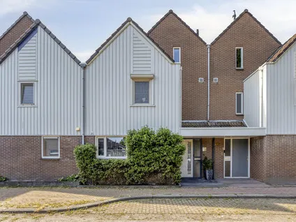 Terraced house for sale: Fellenbeemd 7, Loove Someren