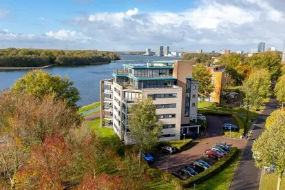 Appartement te koop: Fellinilaan 306, Almere