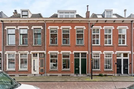 Tussenwoning te koop: Fenacoliuslaan 27, Taanschuurpolder Maassluis