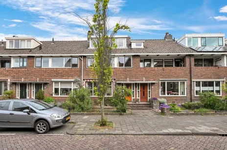 Tussenwoning te koop: Fenacoliuslaan 30, Taanschuurpolder Maassluis