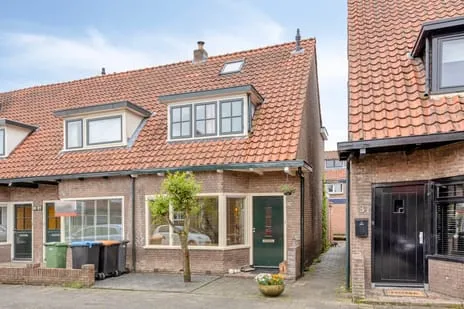 Hoekwoning te koop: Ferdinand Bolstraat 29, Zandweerd-Zuid Deventer