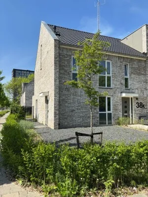 Hoekwoning te koop: Ferdinand Huyckstraat 1, Eindhoven