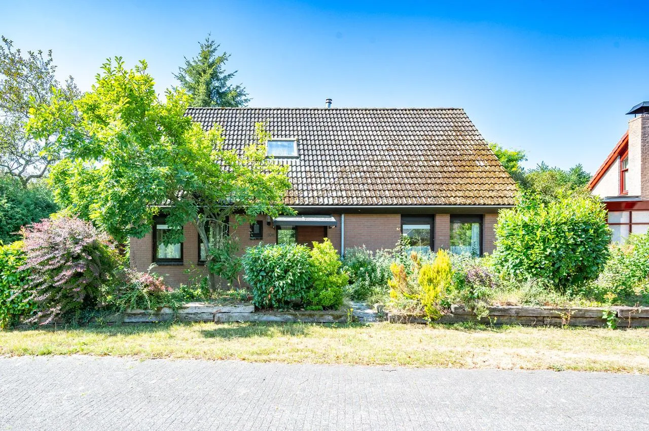Vrijstaande woning te koop: Ferguutgaarde 106, Apeldoorn