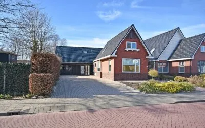 Vrijstaande woning te koop: Ferlinge Stasjonsstrjitte 63, De Westereen De Westereen