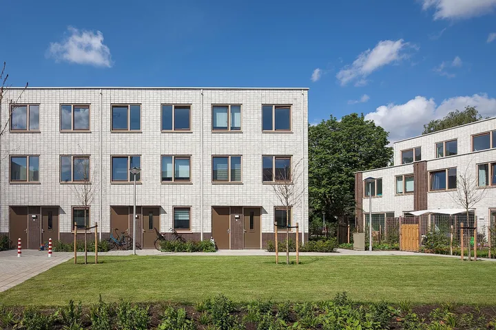Tussenwoning te huur: Ferrarisstraat 3, Tuindorp Frankendael Amsterdam