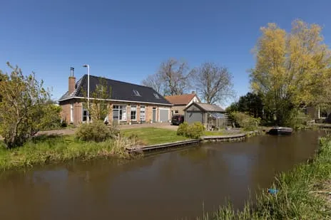 Vrijstaande woning te koop: Fiifhús 8, Verspreide huizen Wolsum Wolsum