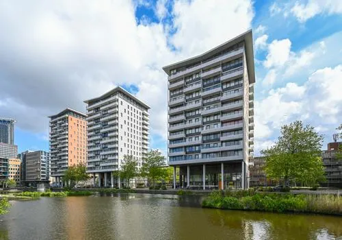 Appartement te koop: Fijnjekade 214, Laakhaven-Oost 'S-Gravenhage