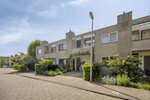 Tussenwoning te koop: Filips van Bourgondiëstraat 46, Gouwsluis Alphen Aan Den Rijn