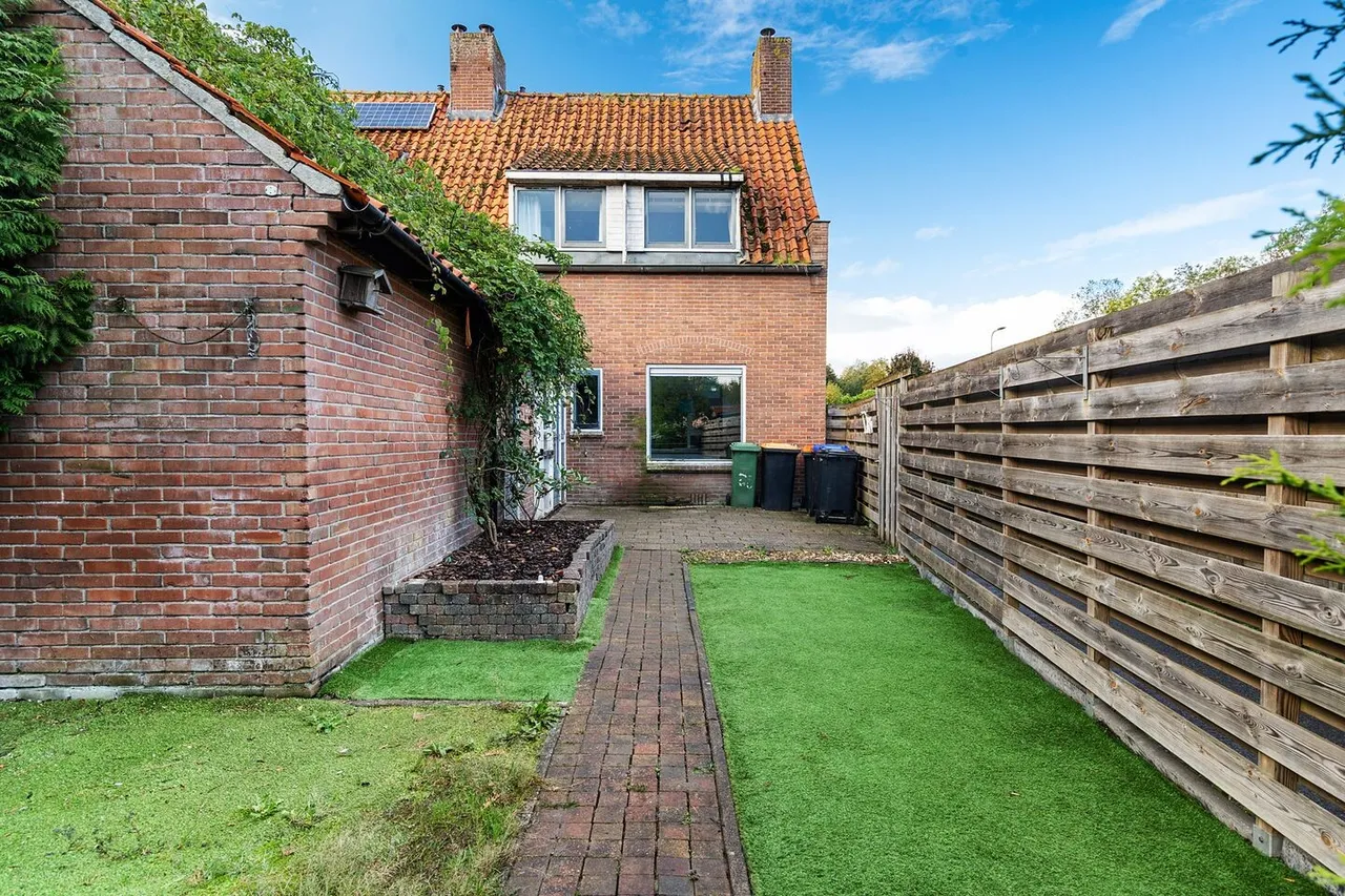 Hoekwoning te koop: Finsestraat 28, Kraggenburg