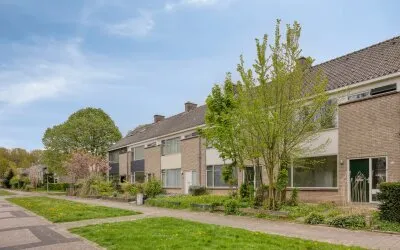 Tussenwoning te koop: Finsterwoldepad 46, Vredenburg Arnhem