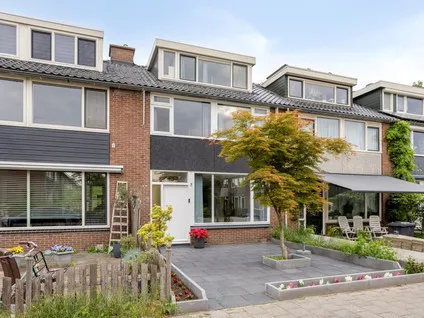 Tussenwoning te koop: Fioringras 38, Ommoord Rotterdam