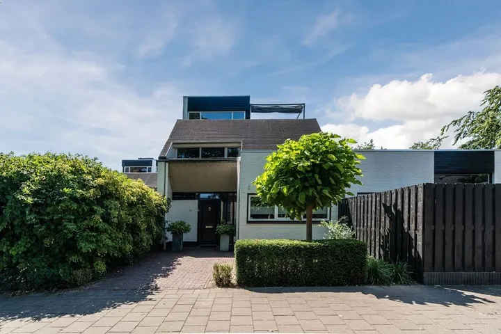 Tussenwoning te koop: Firmamentlaan 30, Luytelaer Eindhoven