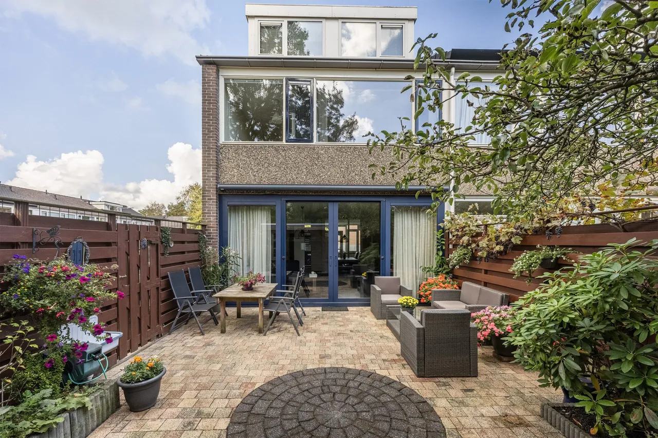 Hoekwoning te koop: Fivel 65, Zwolle