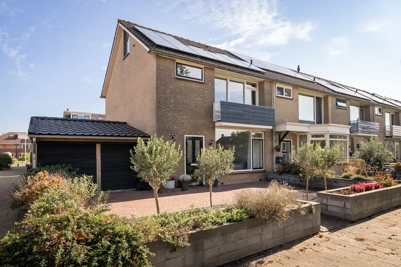 Hoekwoning te koop: Flamingohof 16, Bovenkarspel