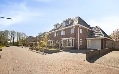 Twee-onder-één-kap te koop: Fleminghage 14, Emmeloord-Emmelhage-Boswonen Emmeloord