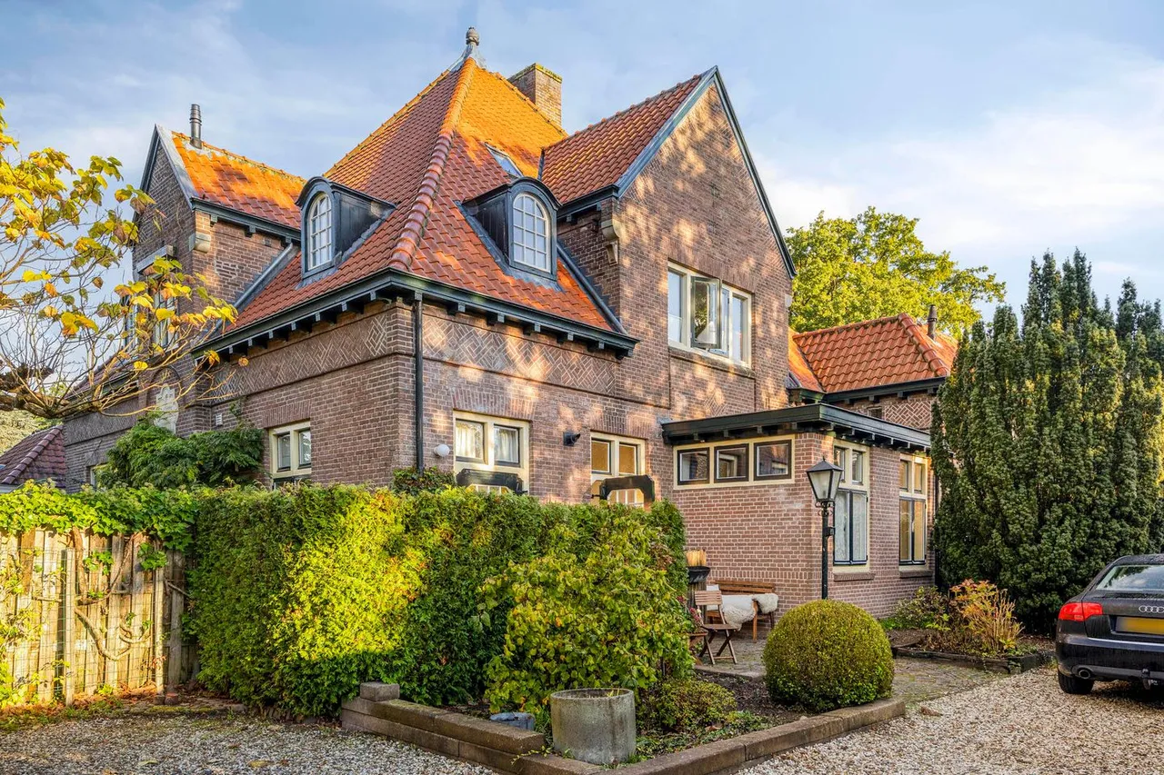 Appartement te koop: Flevolaan 51, Naarden