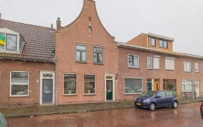 Tussenwoning te huur: Flevoplein 15, Rivierenbuurt Haarlem