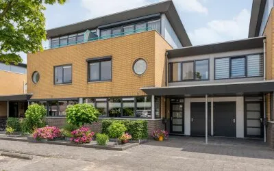 Tussenwoning te koop: Floralaan 54, Baalderveld Hardenberg