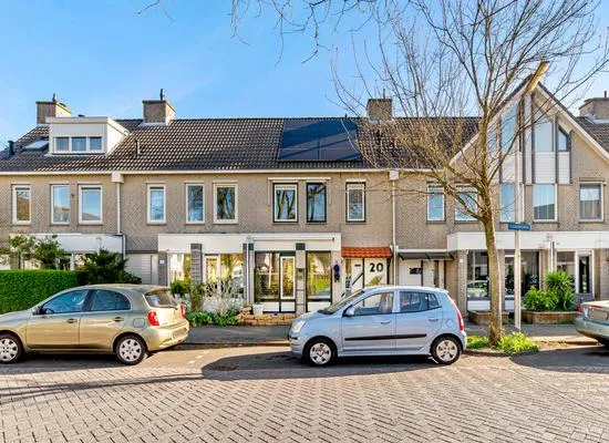 Koopwoning: Floraronde 20 in Velserbroek - €525.000 - 110m²