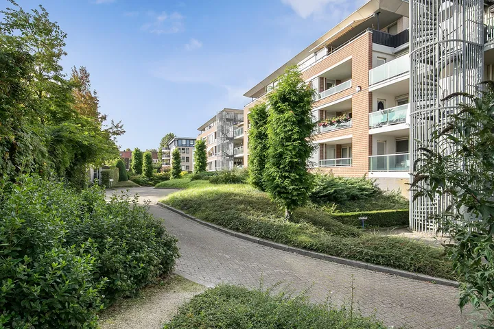 Appartement te koop: Florastate 11, Eikenburg Eindhoven