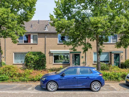 Terraced house for sale: Florastraat 10, Binnen Krimpen Krimpen Aan De Lek