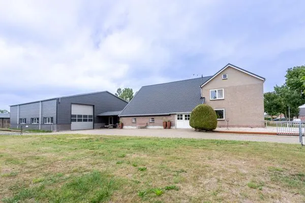Vrijstaande woning te koop: Florastraat 27, Buitengebied Boven-Leeuwen Boven-Leeuwen