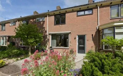 Tussenwoning te koop: Florastraat 43, Blokker - Buurt 31 04 Blokker