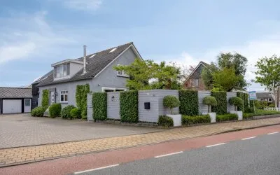 Vrijstaande woning te koop: Floraweg 51, Tuinbouwgebied Roelofarendsveen