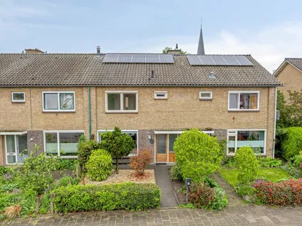 Tussenwoning te koop: Florence Nightingalestraat 49, Hees Nijmegen