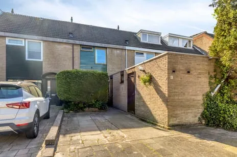 Tussenwoning te koop: Florence Nightingalestraat 8, Hoofddorp