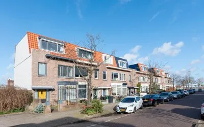 Twee-onder-één-kap te koop: Floresstraat 89, Molukkenbuurt Haarlem