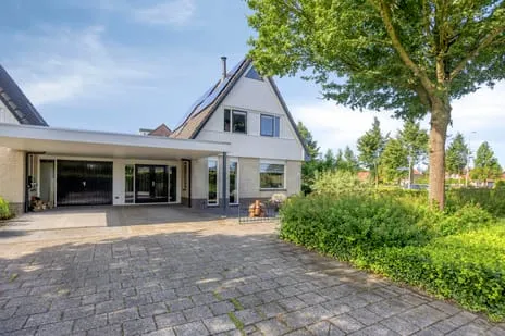 Twee-onder-één-kap te koop: Florijn 1, De Munten Dronten