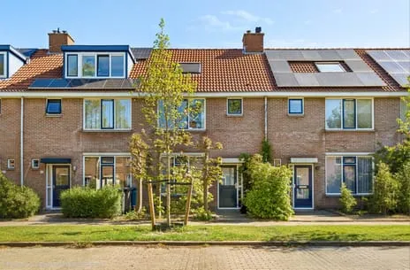 Tussenwoning te koop: Florijnslag 41, Slagen Houten