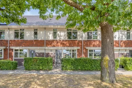 Tussenwoning te koop: Floris V-laan 11C, Waalwijk