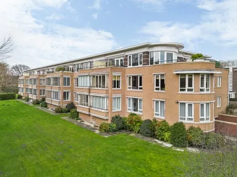 Appartement te koop: Floris Arntzeniusplein 27, Uilennest 'S-Gravenhage
