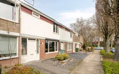 Tussenwoning te koop: Florisstraat 23, Biest Weert