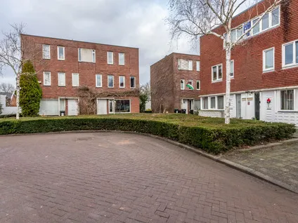 Twee-onder-één-kap te koop: Fluessenlaan 8, Amsterdam