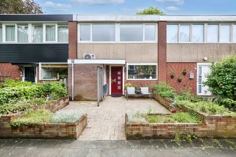 Tussenwoning te koop: Fluitekamp 8, Bieshaar-Noord Hoogland