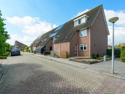 Hoekwoning te koop: Fluitekruidstraat 16, Bleskensgraaf-Dorp Bleskensgraaf Ca