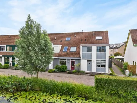 Terraced house for sale: Fluitekruidweide 37, Molenvliet-West Woerden