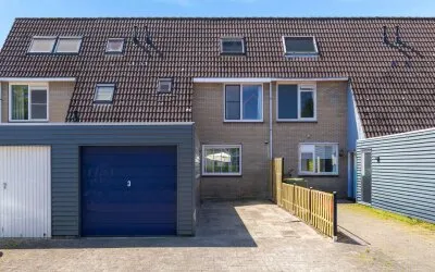 Tussenwoning te koop: Fluoriet 3, Edelstenenwijk Heerhugowaard
