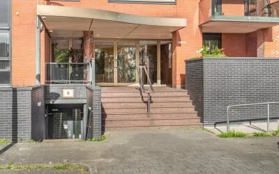 Appartement te koop: Fluweelboomlaan 13, Populierenbuurt Amstelveen