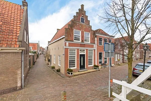 Hoekwoning te koop: Fluwelen Burgwal 3, Monnickendam